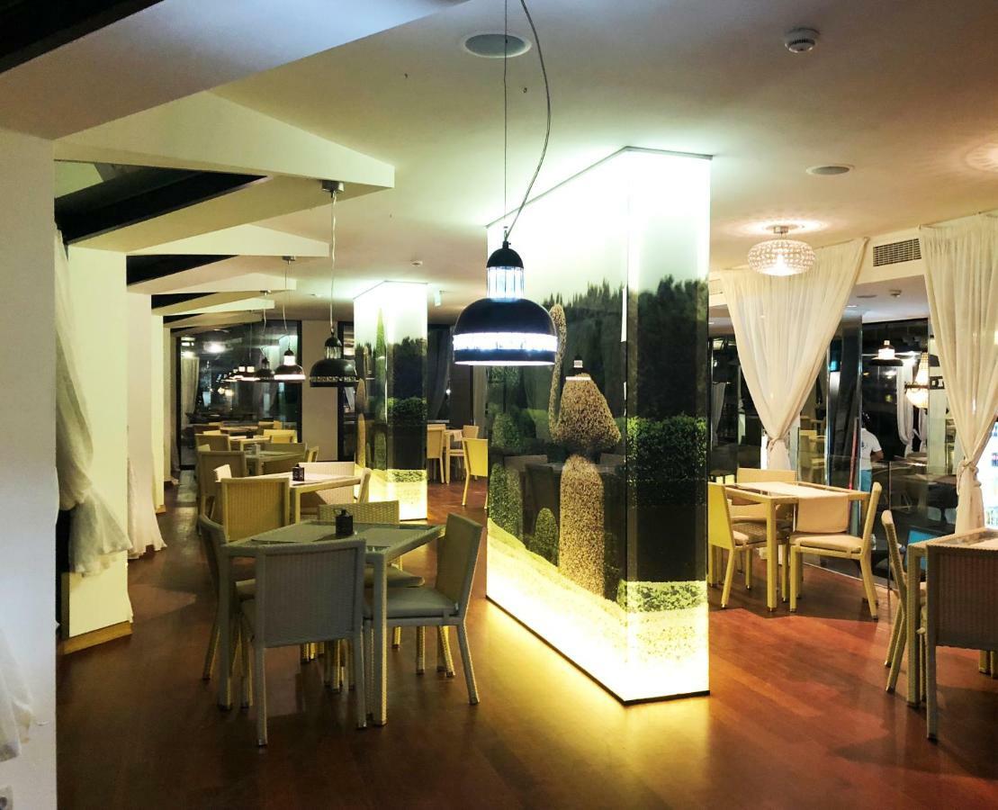 Apartamento Boutique Studio At Oasis Vip Club Sunny Beach Exterior foto